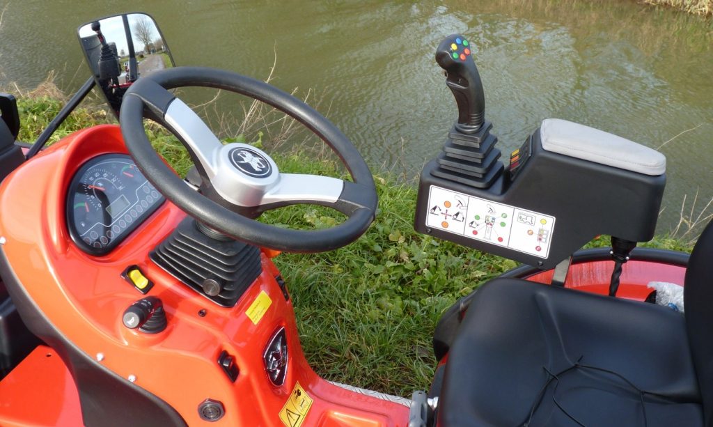 Antonio Carraro TTR 4400 II